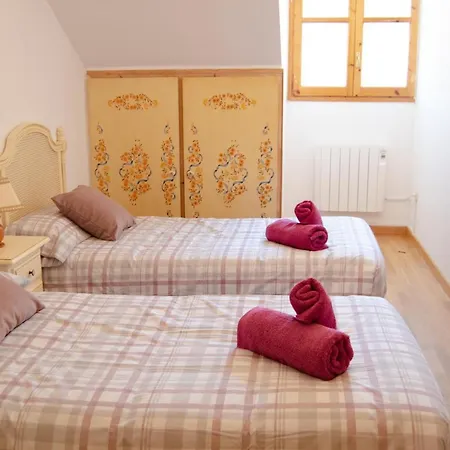 Apartamento Centrico con Parking Rialp Exterior foto