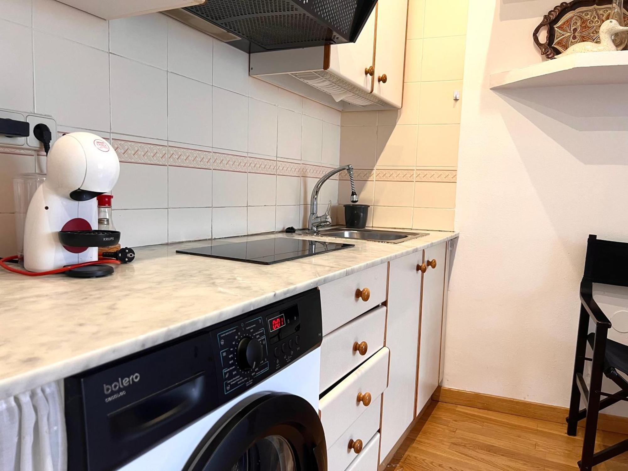 Centrico Con Parking - L'amfitriona Apartment